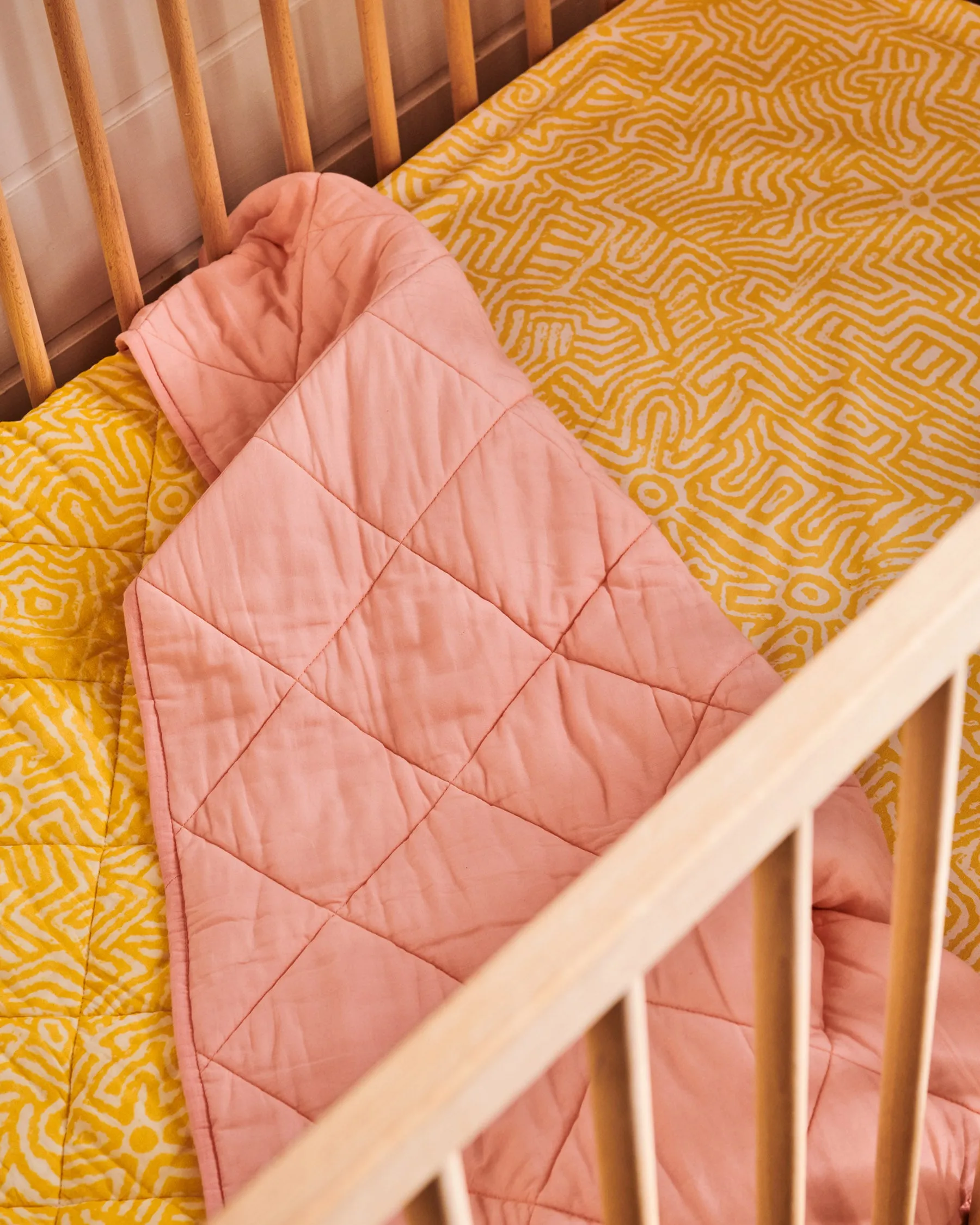Kalaya Tjukurpa Straw Organic Cotton Baby Fitted Sheet