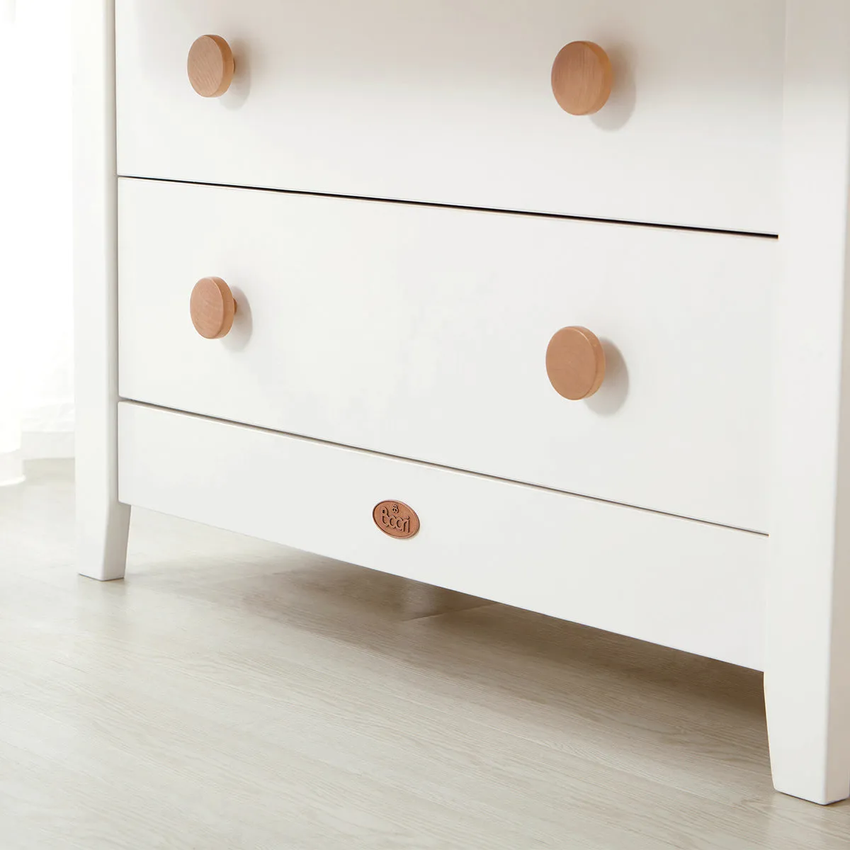 Universal 3 Drawer Chest
