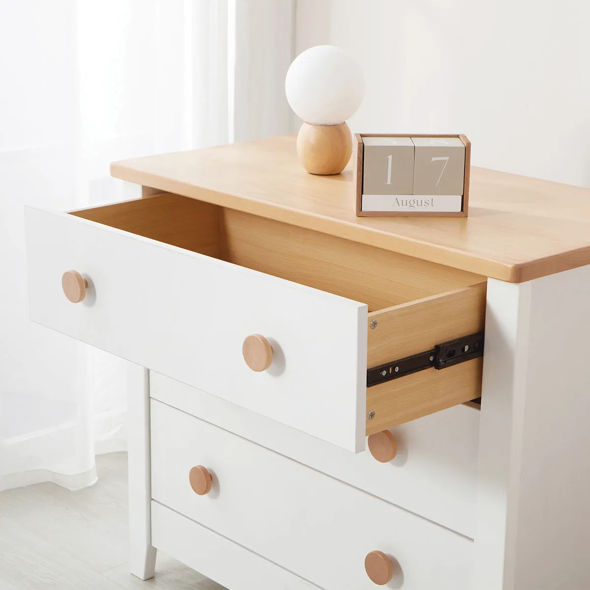 Universal 3 Drawer Chest